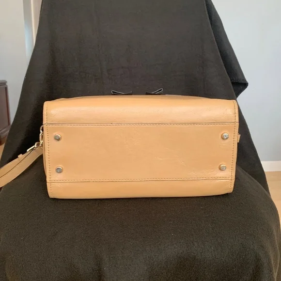 Kate Spade Large Excellent Condition - Picture 4 of 16